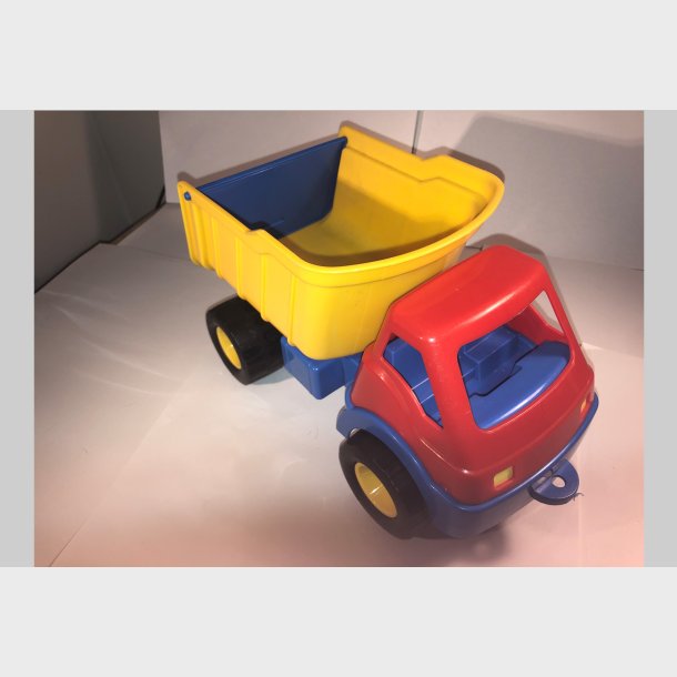 Lastbil med vippelad fra "Dantoy"