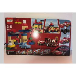 Lego Duplo S�t med "Cars" m.m. 